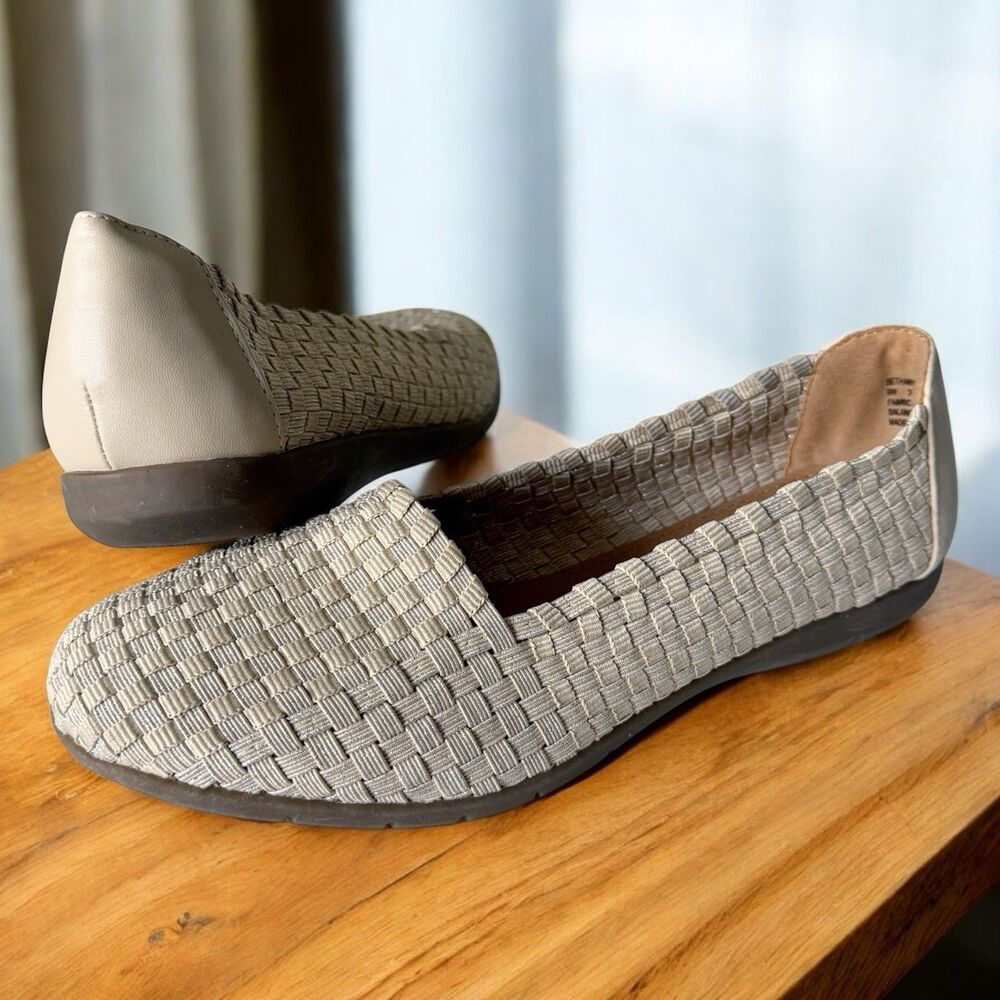 comfortview Woven Slip-On Flats in Light tab